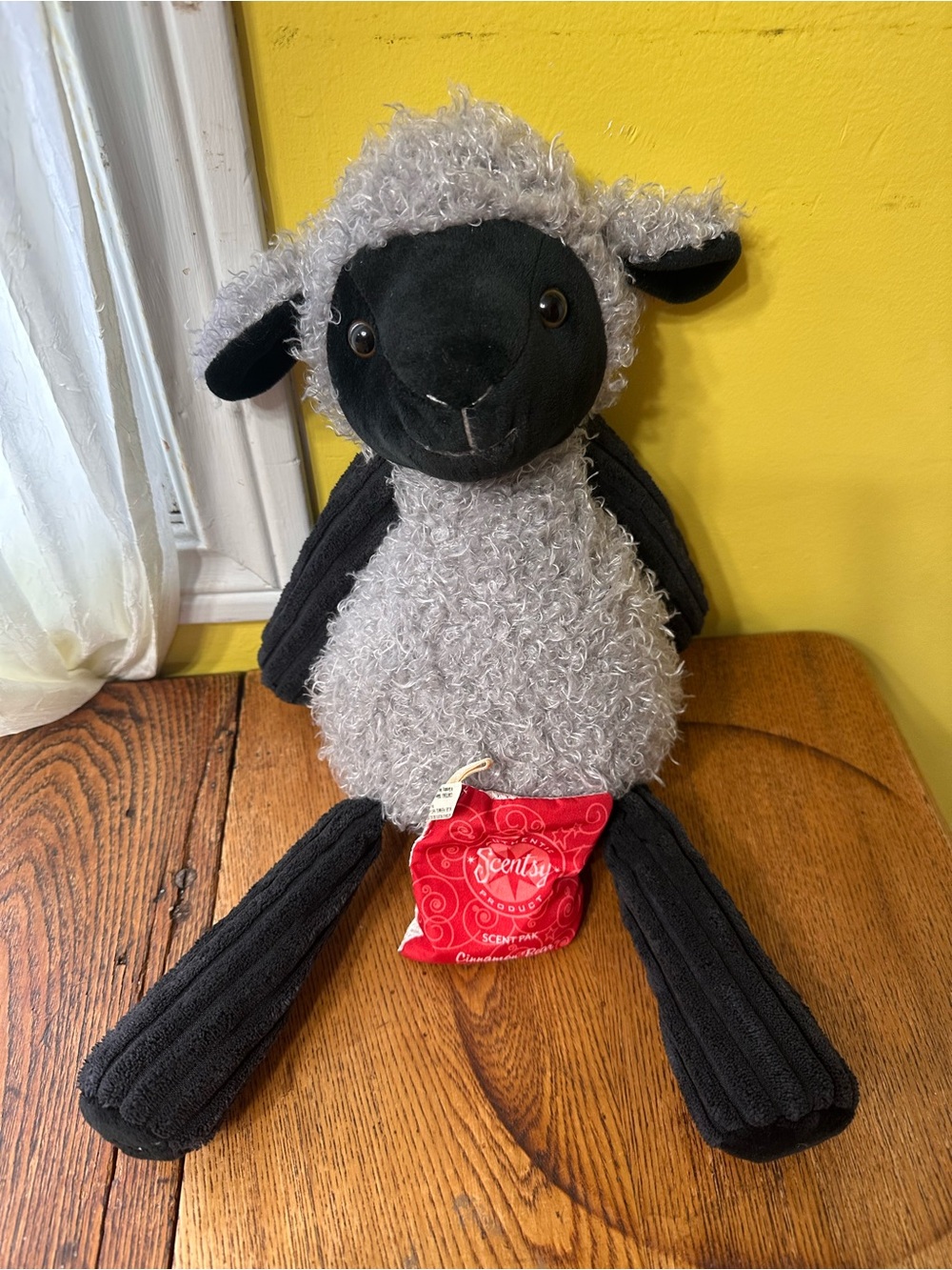 Scentsy Buddy LULU the Lamb 16 in Sheep Black Gray Plush Retired No Scent Pack